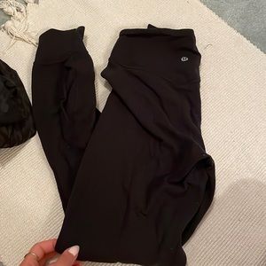 Lulu joggers